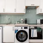 Private 3bed-parking-sleeps5-by Fabaccommodation Hébergement de vacances