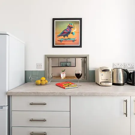 Private 3bed-parking-sleeps5-by Fabaccommodation * Bristol