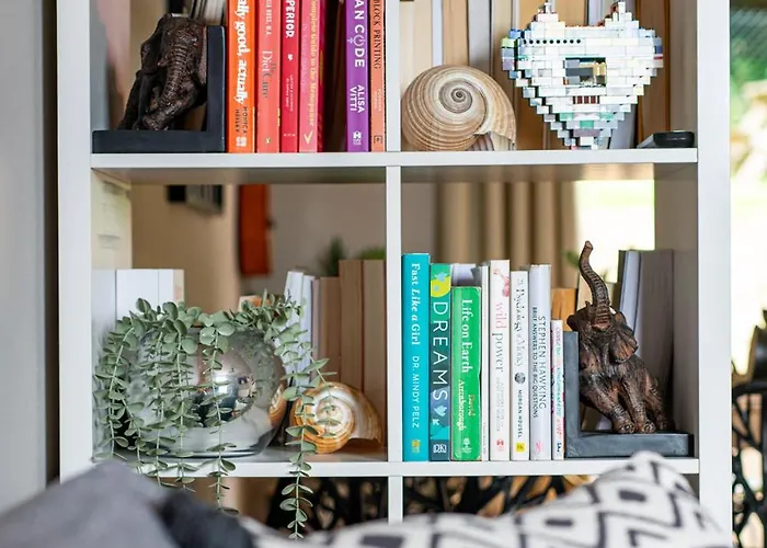 度假居 Private 3bed-parking-sleeps5-by Fabaccommodation